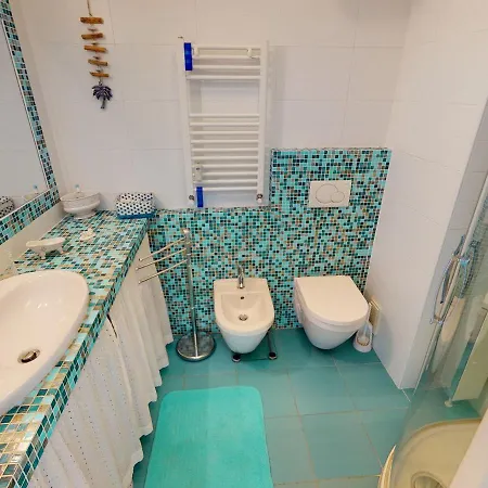 2 Pièces Rénové Avec Balcon Exposé Sud - Fr-1-196-302 Apartamento *